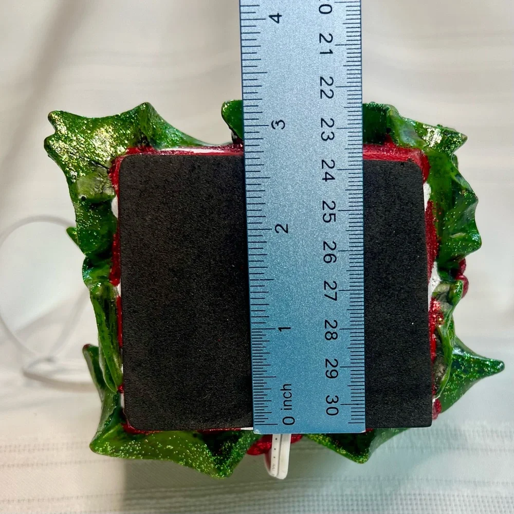 Vintage‎ LED Candle Lamp Corded Electric Glittery Holly Berries Gift Boxes